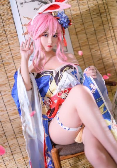 女朋友的后妈