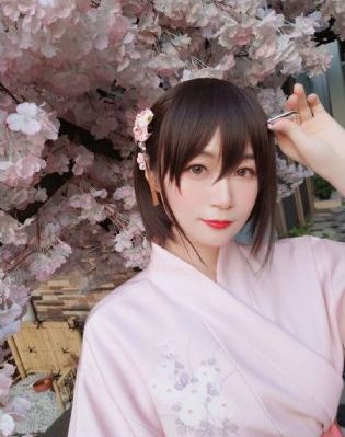 漂亮的保姆3电影完整版中夂