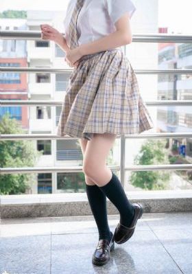 美女扒开腿让人桶爽