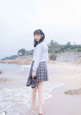 巨大女英雄