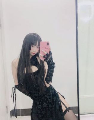独一无二的她